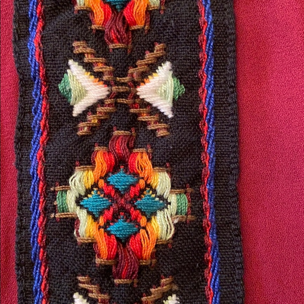ANNIANNA Boho Racerback Embroidered Cropped Tank Top SMALL Burgundy Red Black - Picture 2 of 7